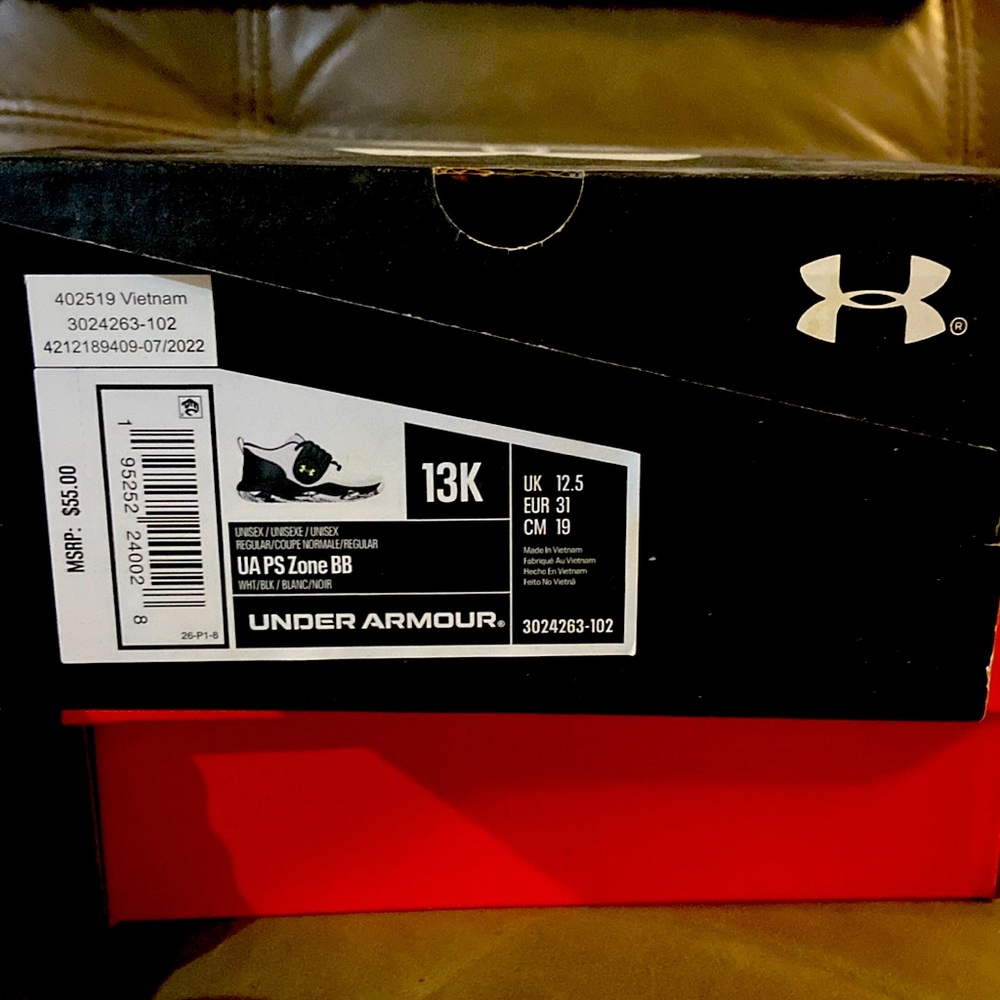 Boys sneakers